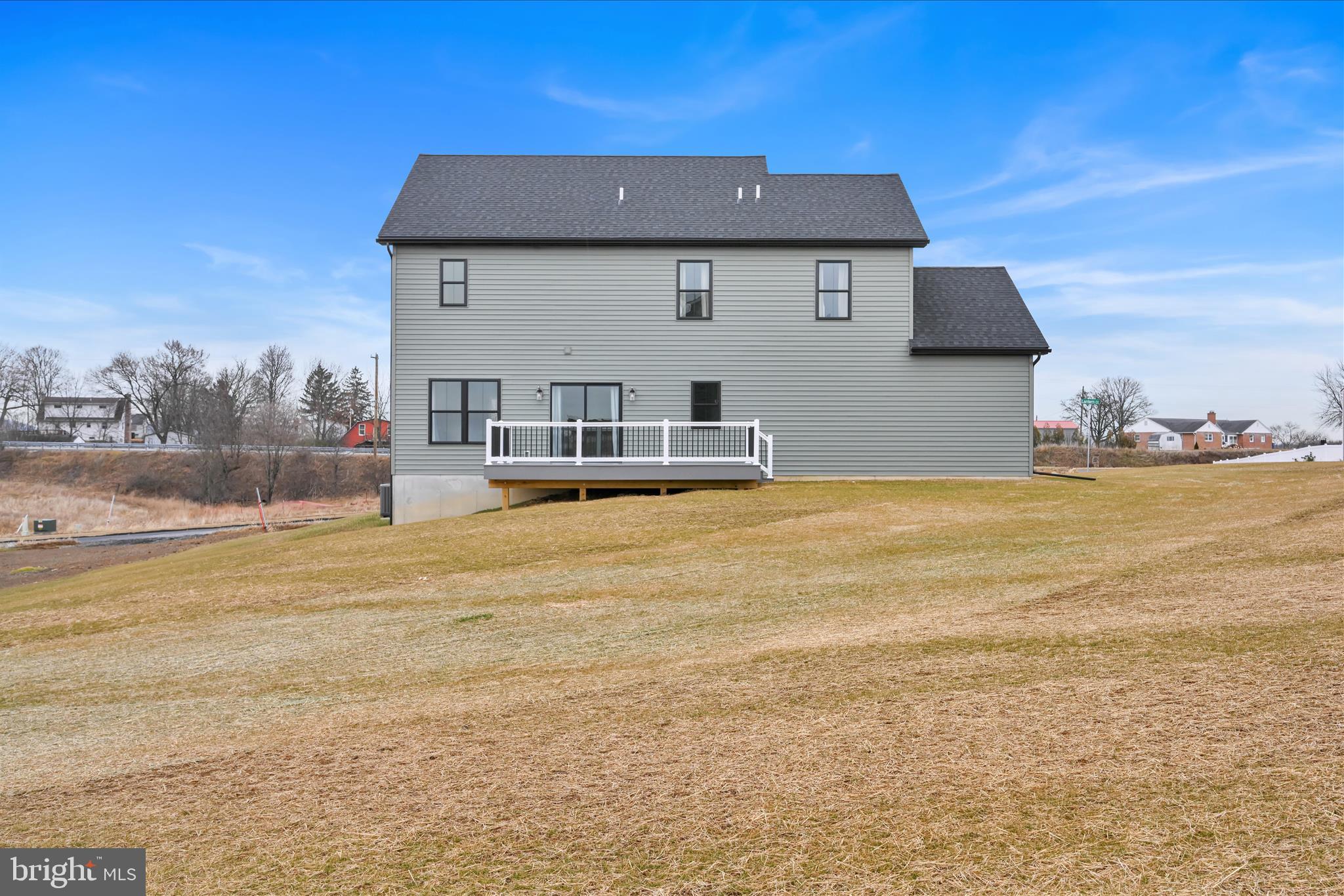 PIPING ROCKS - Residential