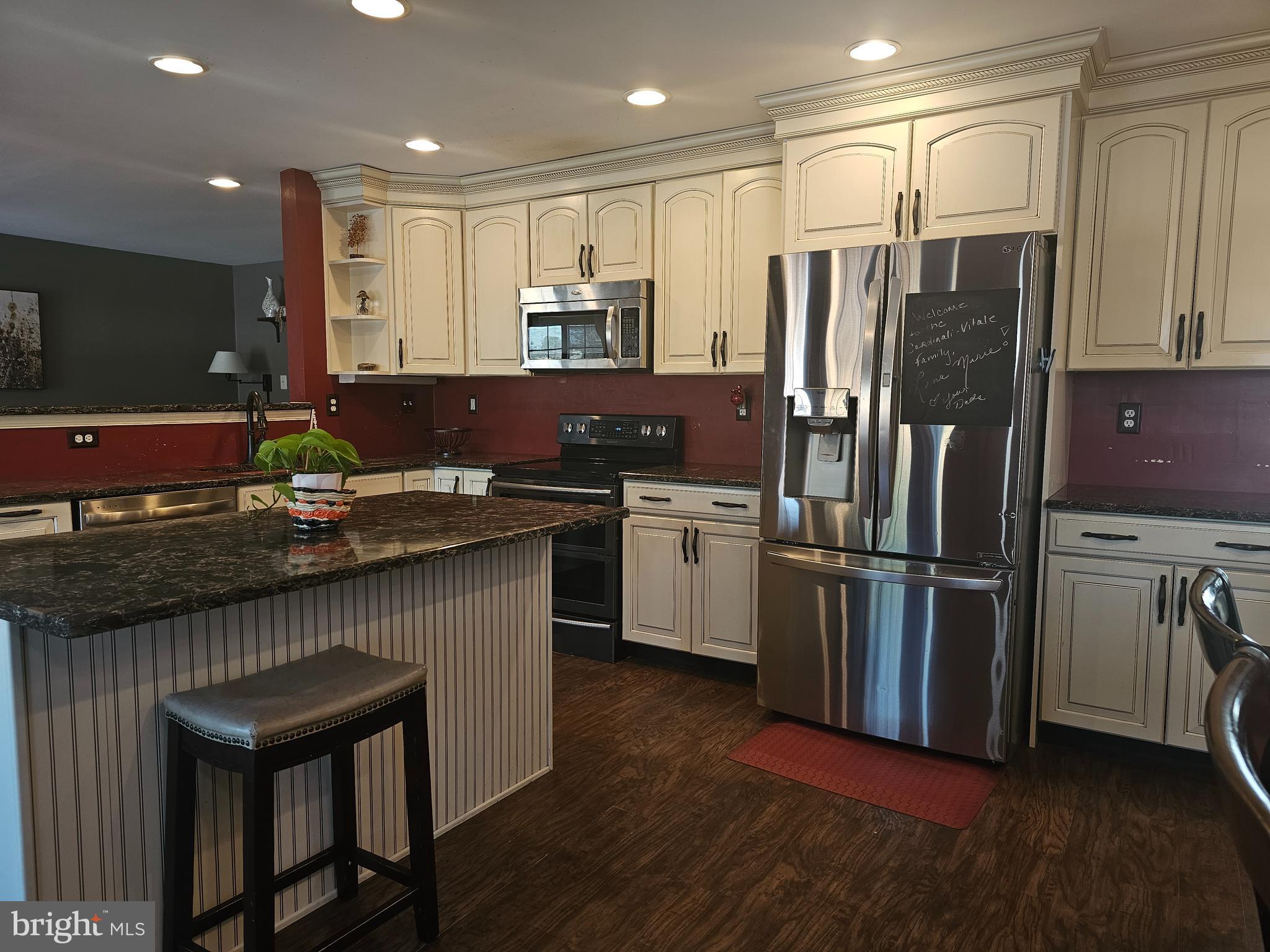 VALLEY VIEW ESTS - Residential