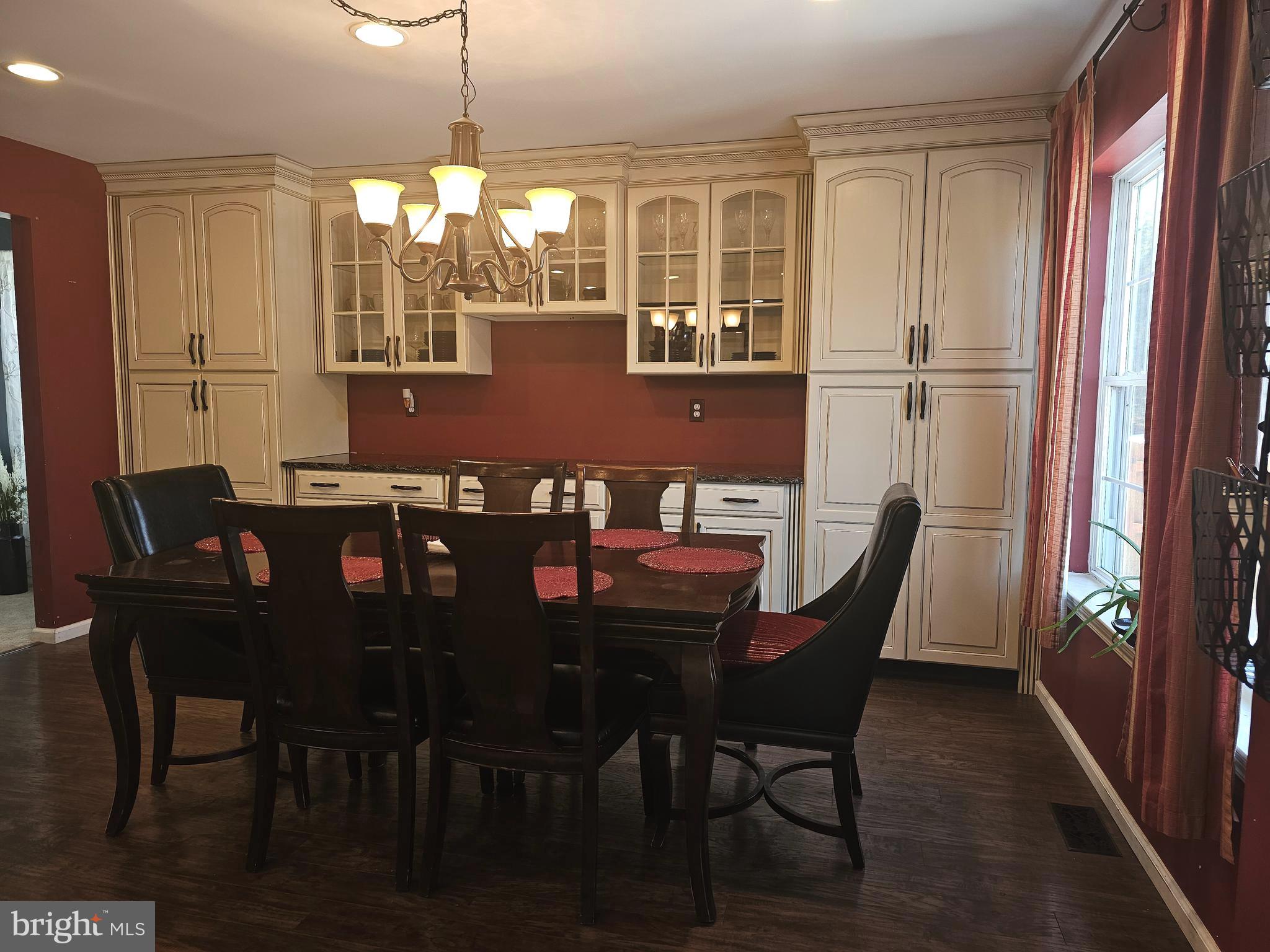 VALLEY VIEW ESTS - Residential