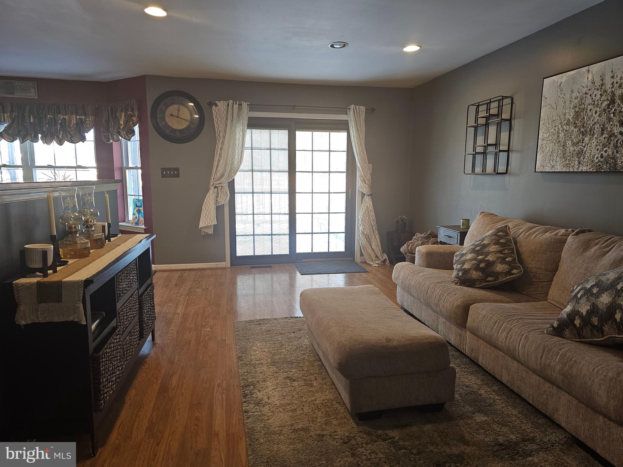 VALLEY VIEW ESTS - Residential