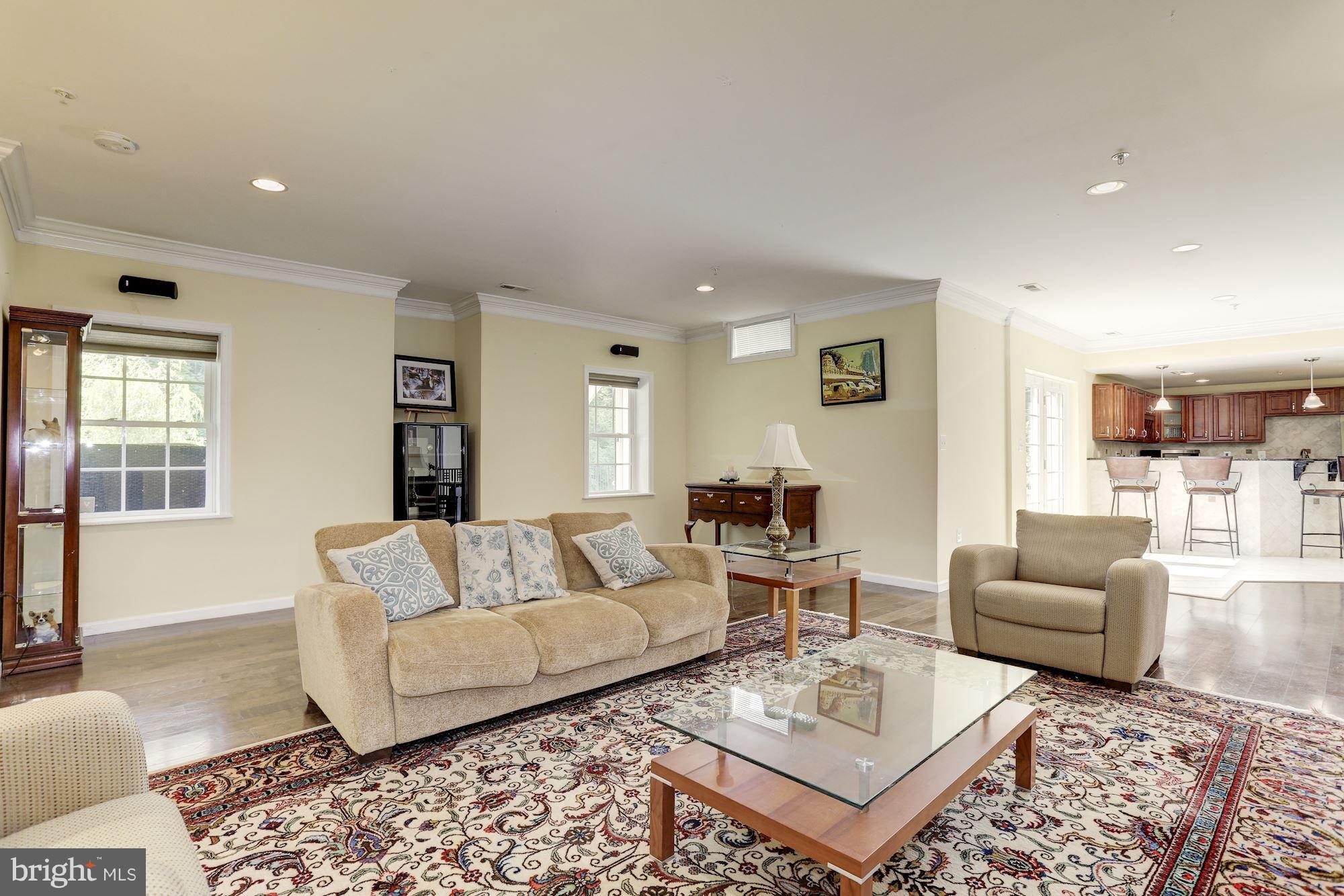 RIVERWOOD - Residential