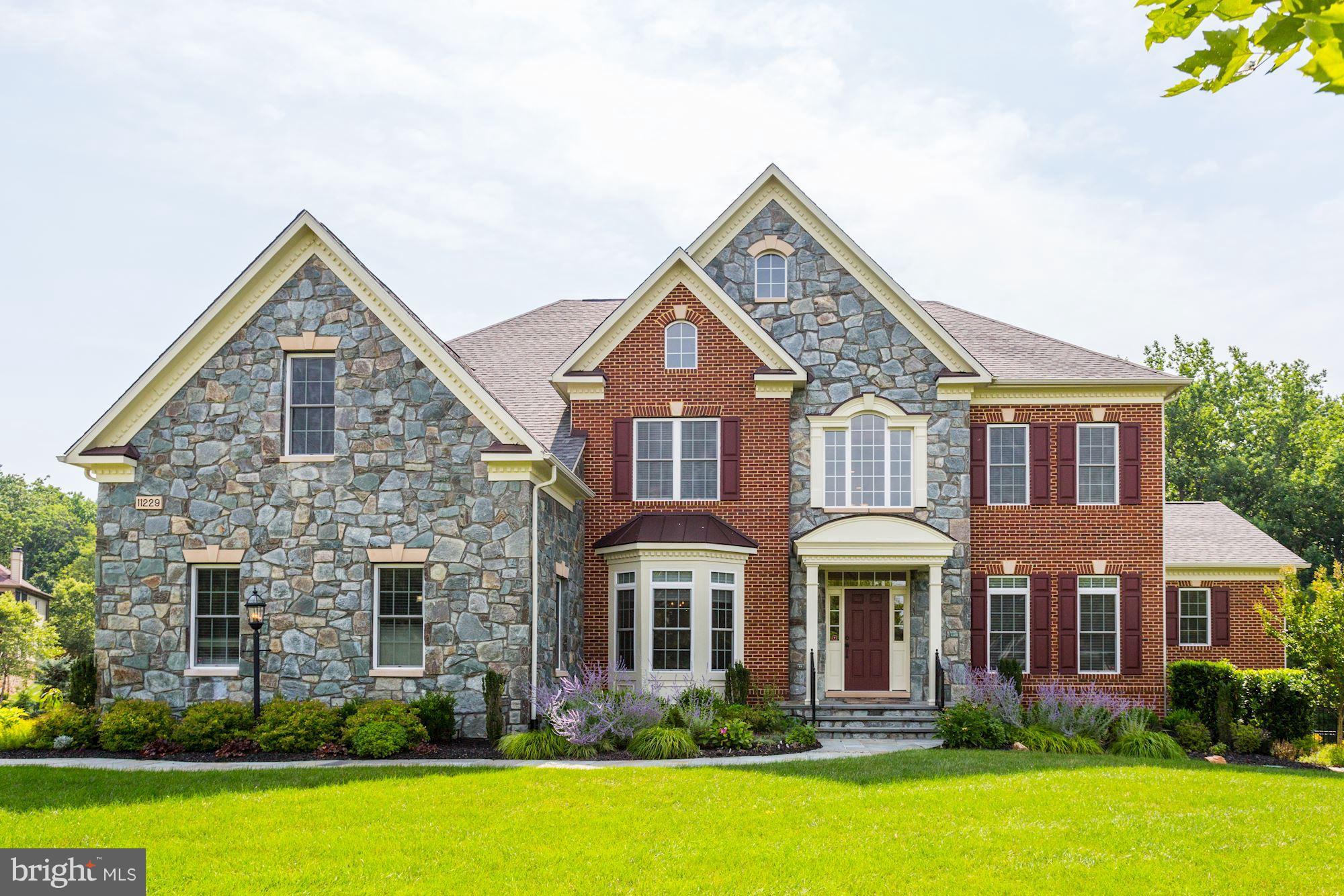 RIVERWOOD - Residential