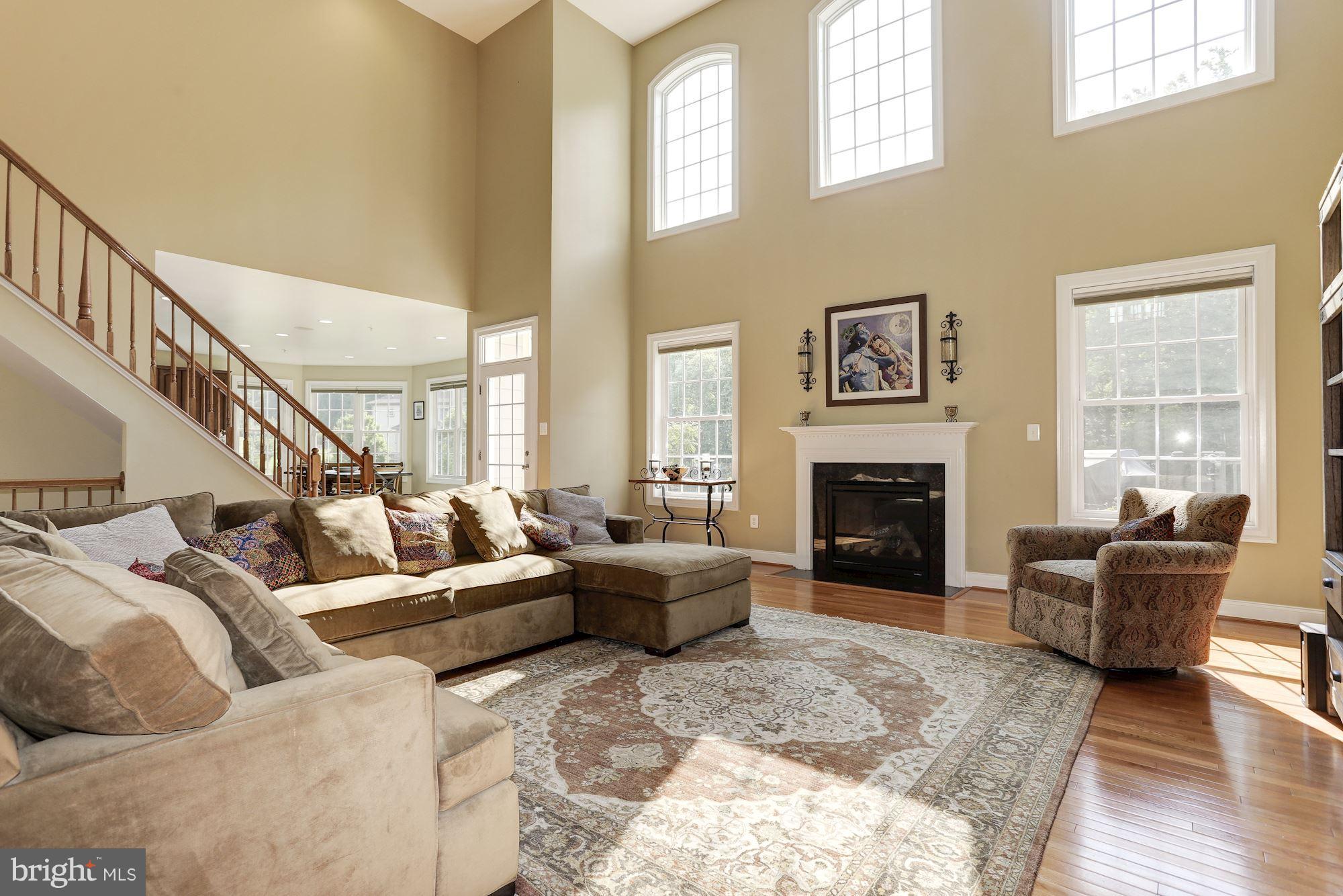 RIVERWOOD - Residential