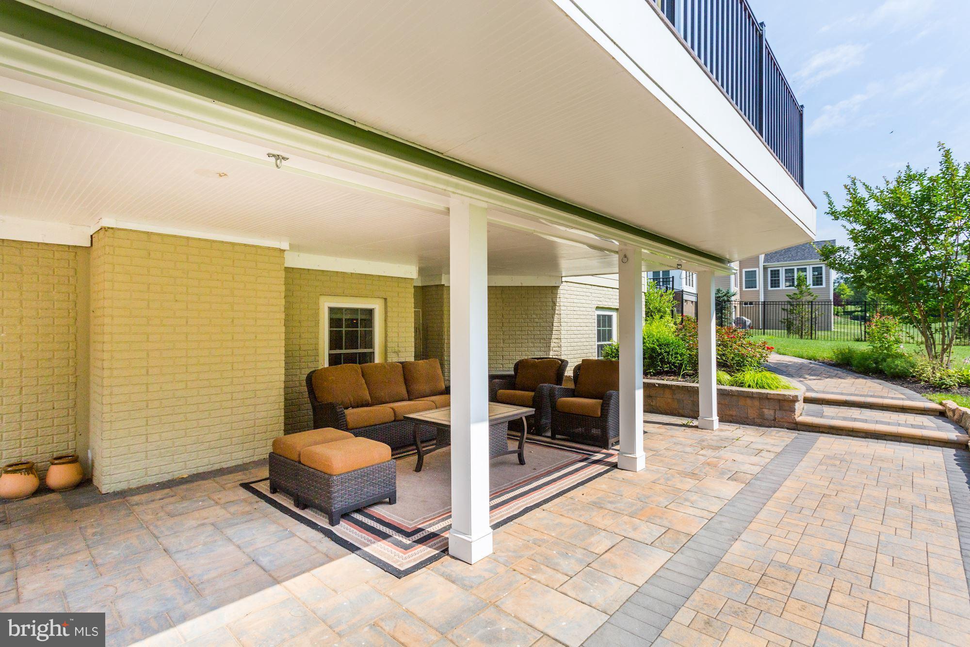 RIVERWOOD - Residential