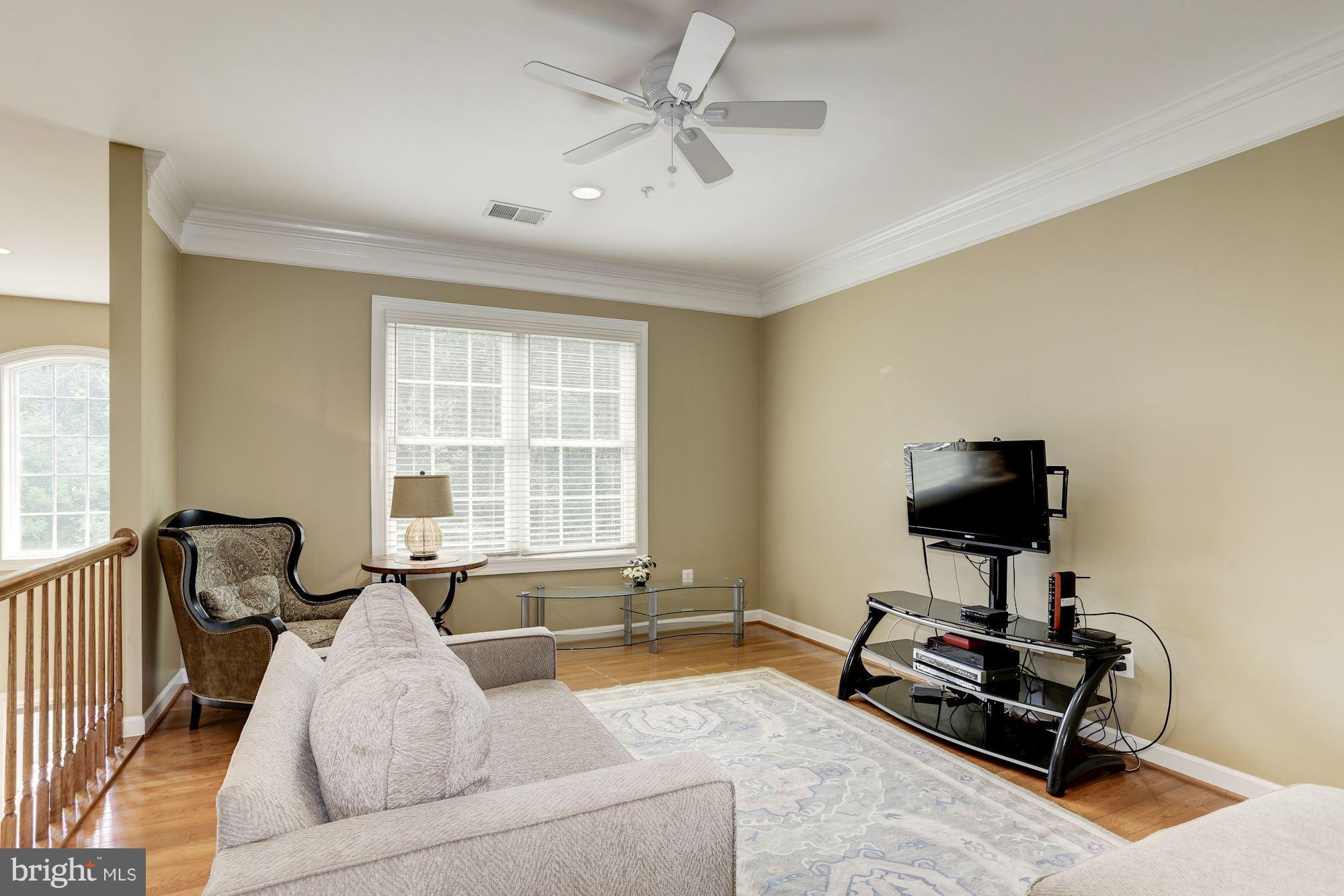 RIVERWOOD - Residential