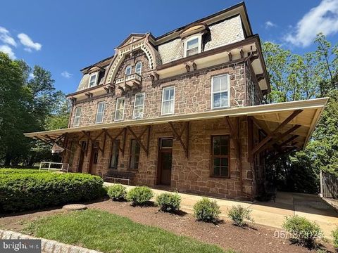 Condo For Sale - 16 Railroad Place<br/> PENNINGTON, NJ 08534