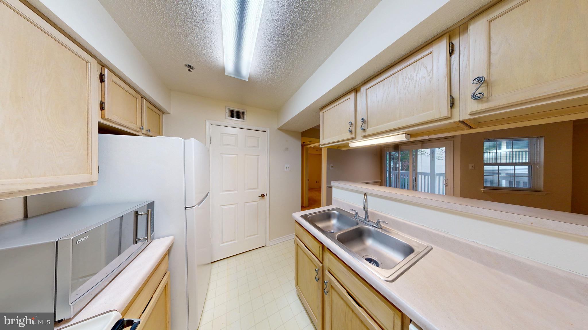 1504 LINCOLN WAY 108