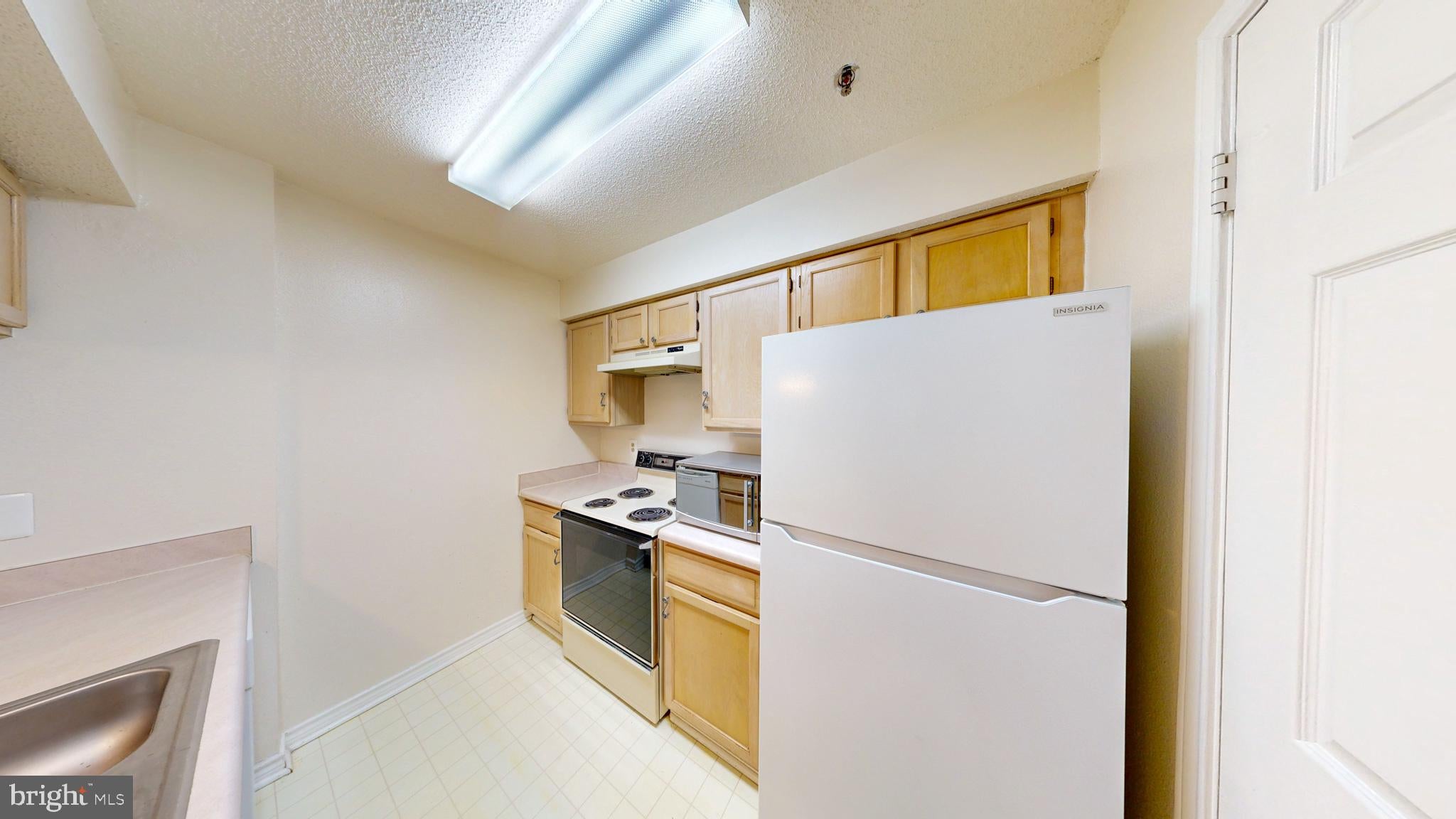1504 LINCOLN WAY 108