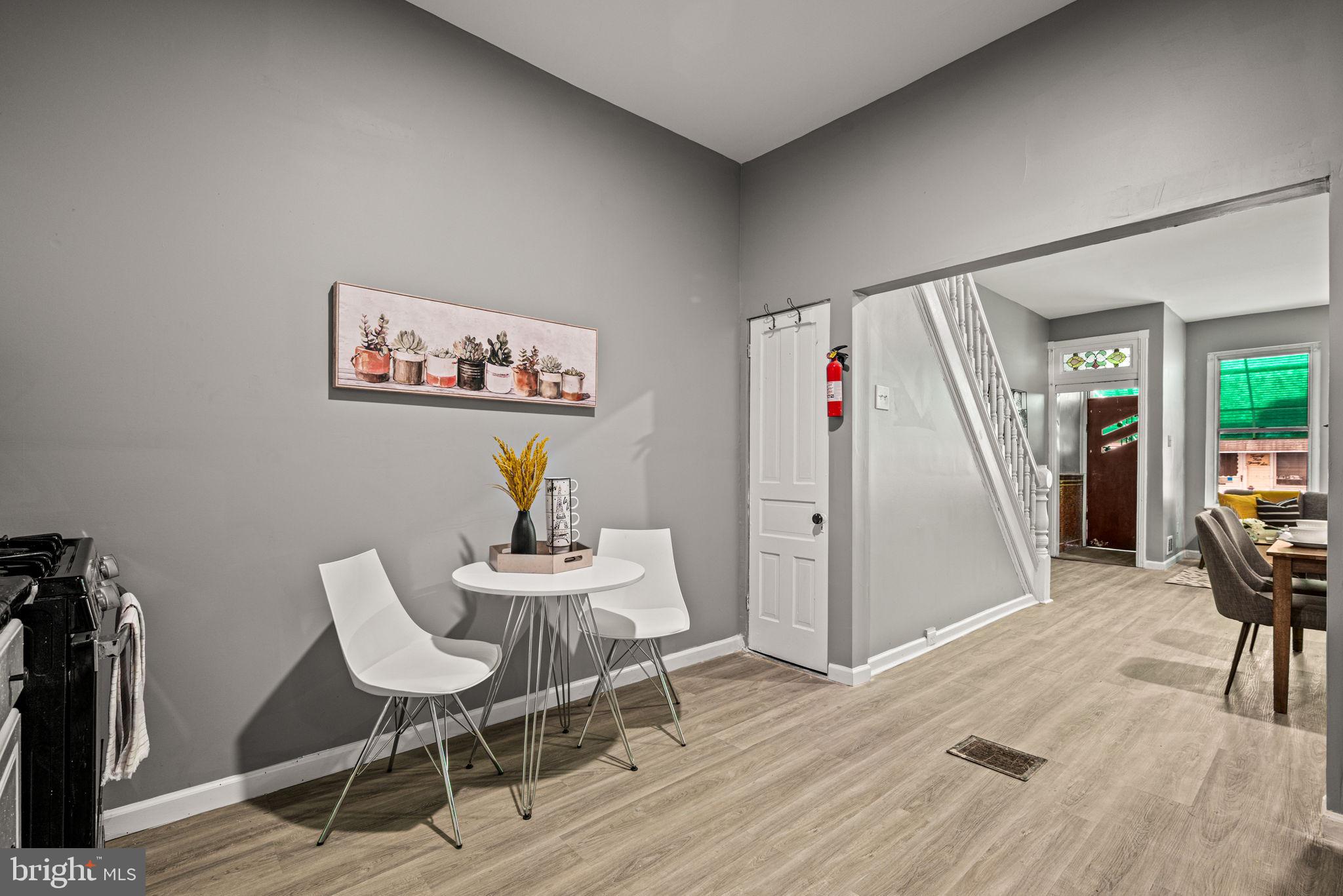 STRAWBERRY MANSION - Residential