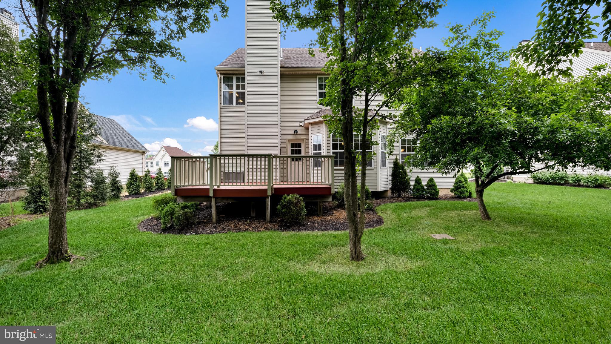 WARRINGTON OAKS - Residential