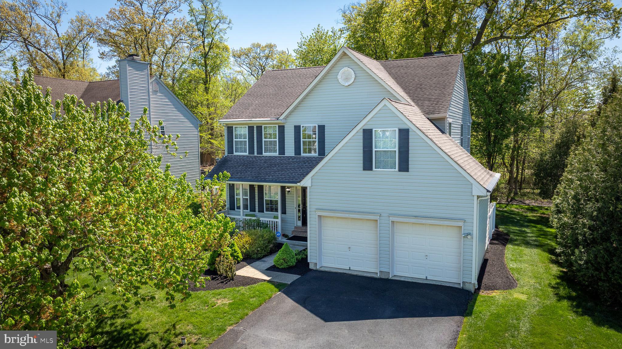 3405 PIN OAK LANE