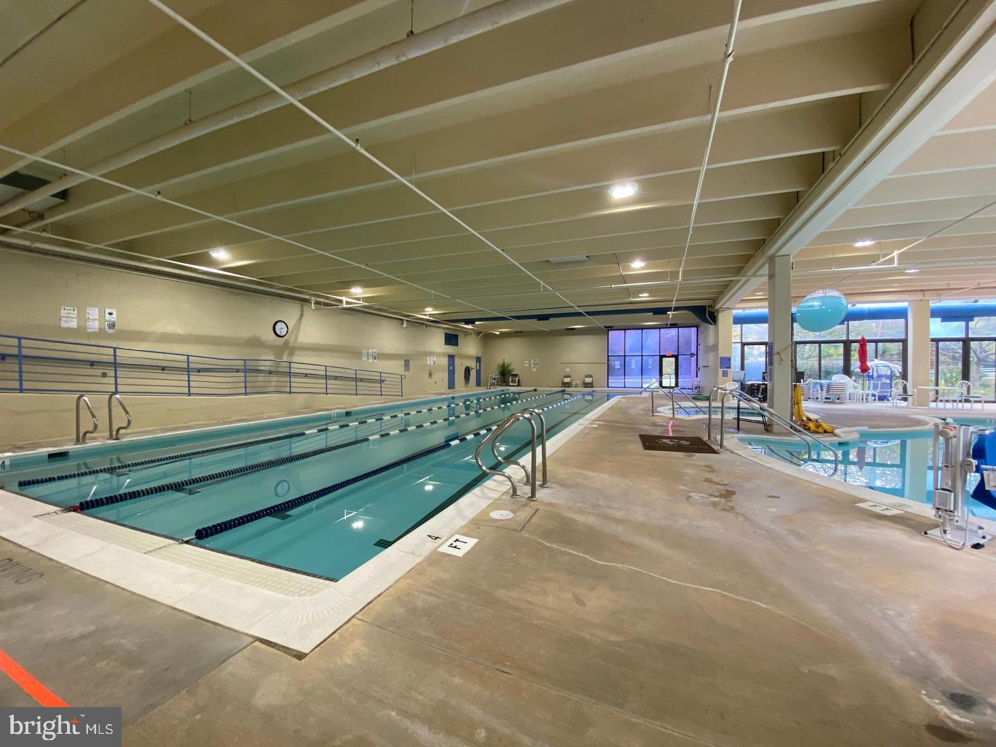 LEISURE WORLD - Residential