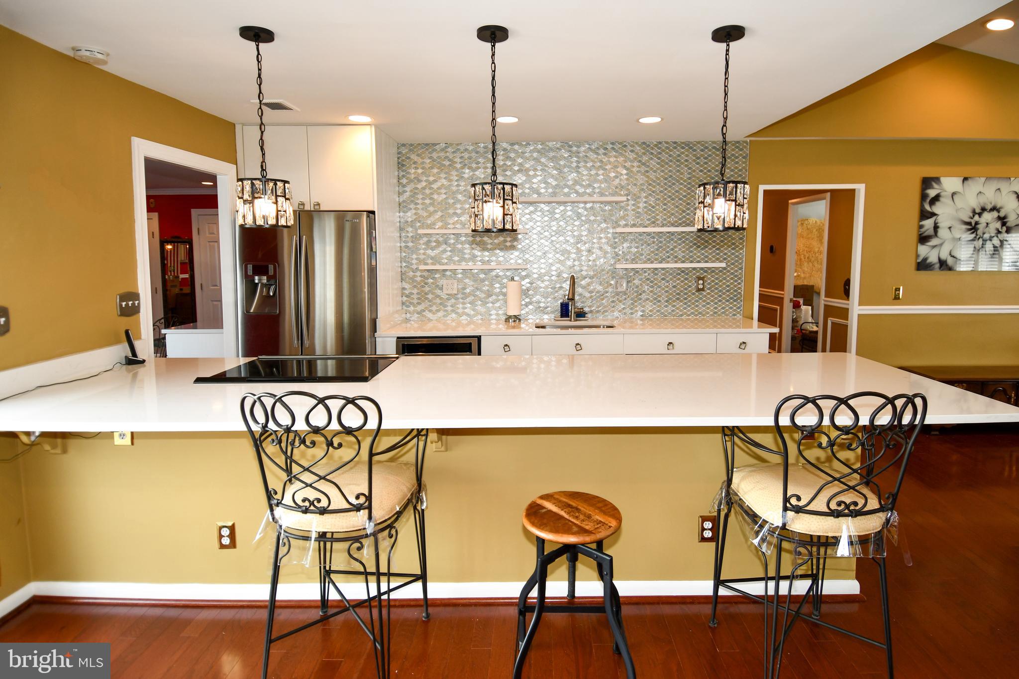 LEISURE WORLD - Residential