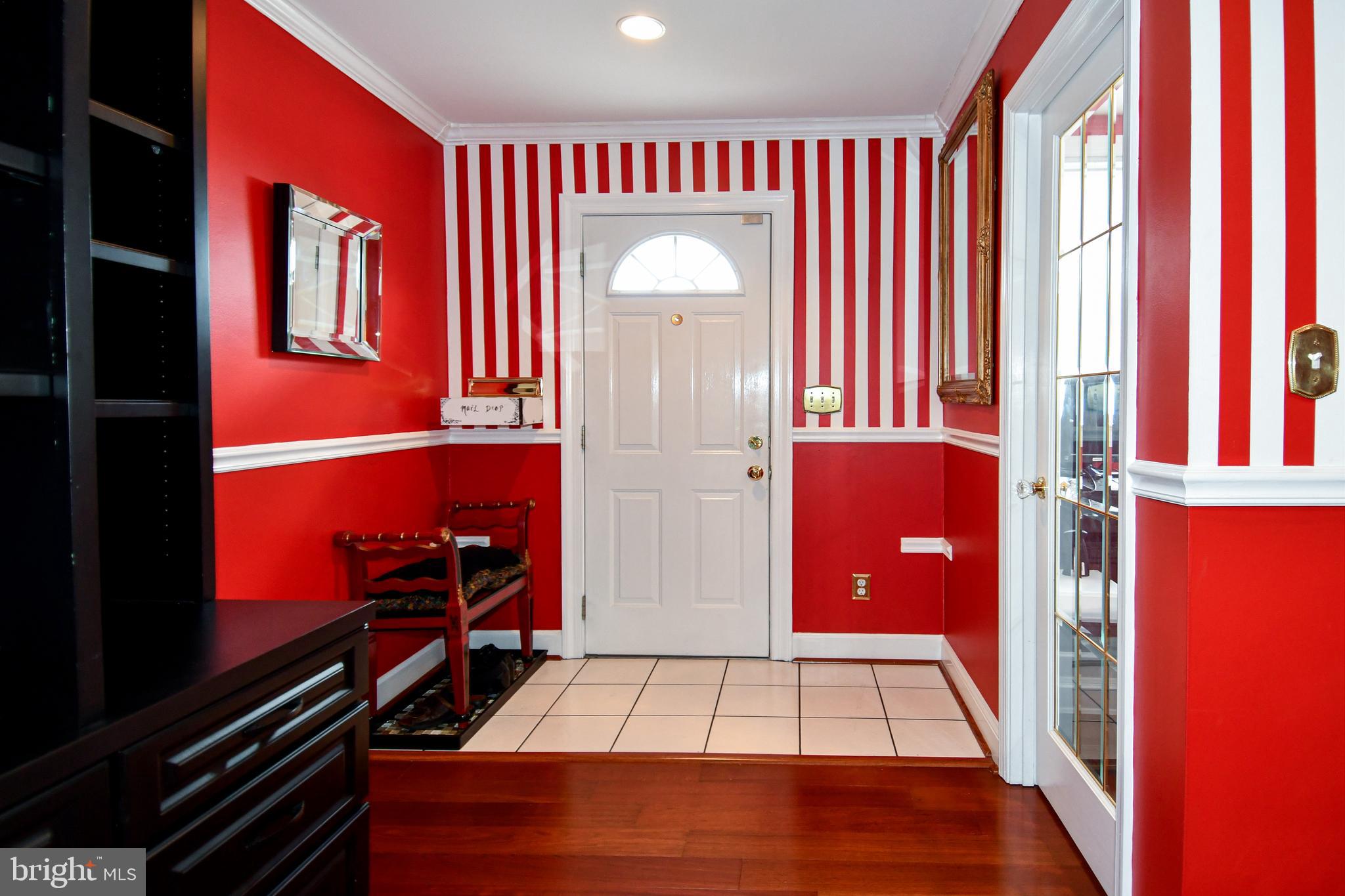 LEISURE WORLD - Residential