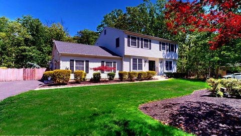 Homes For Sale - 3 Colonial Ct<br/> Burlington County, MEDFORD, NJ 08055