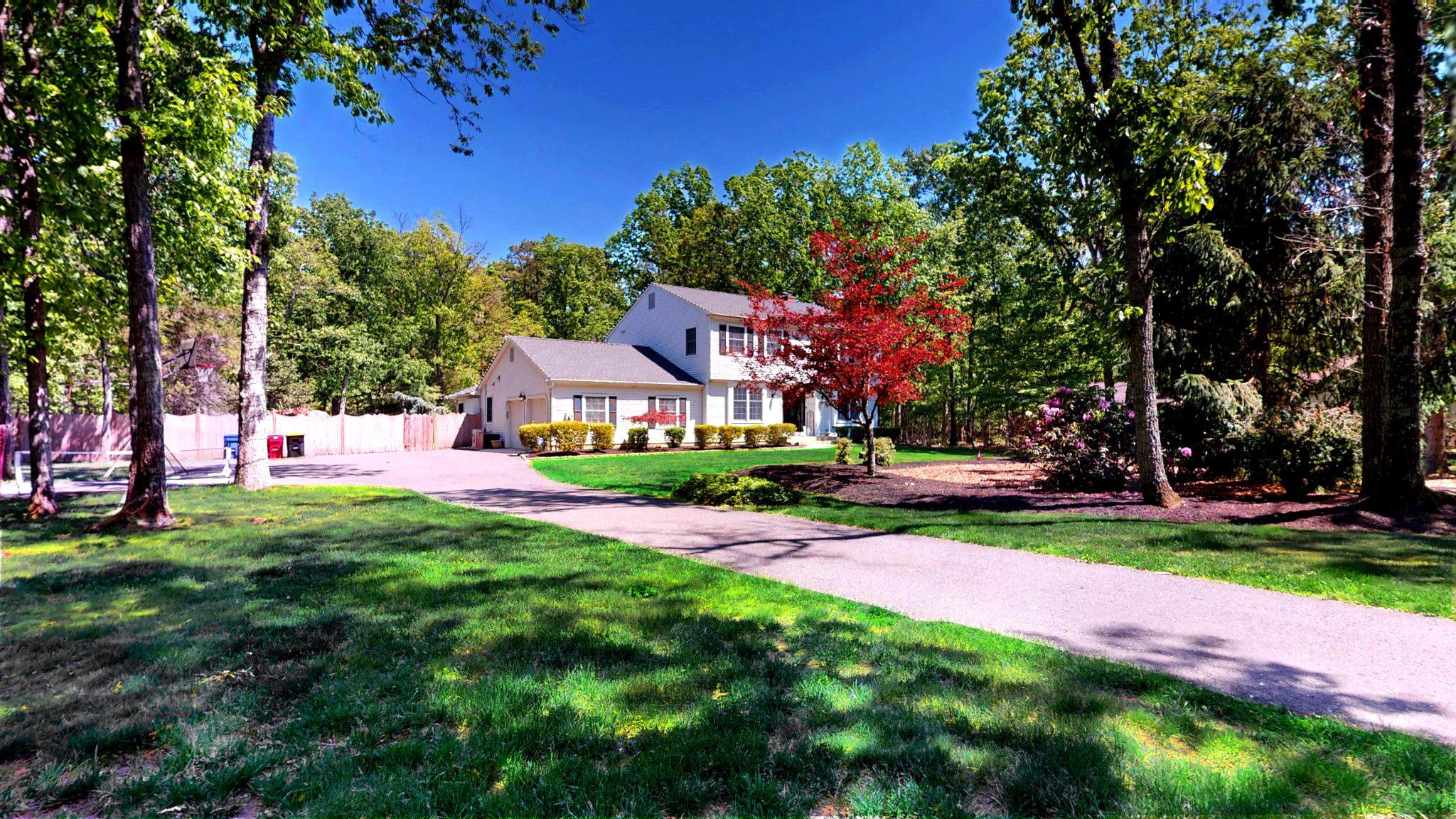 3 COLONIAL