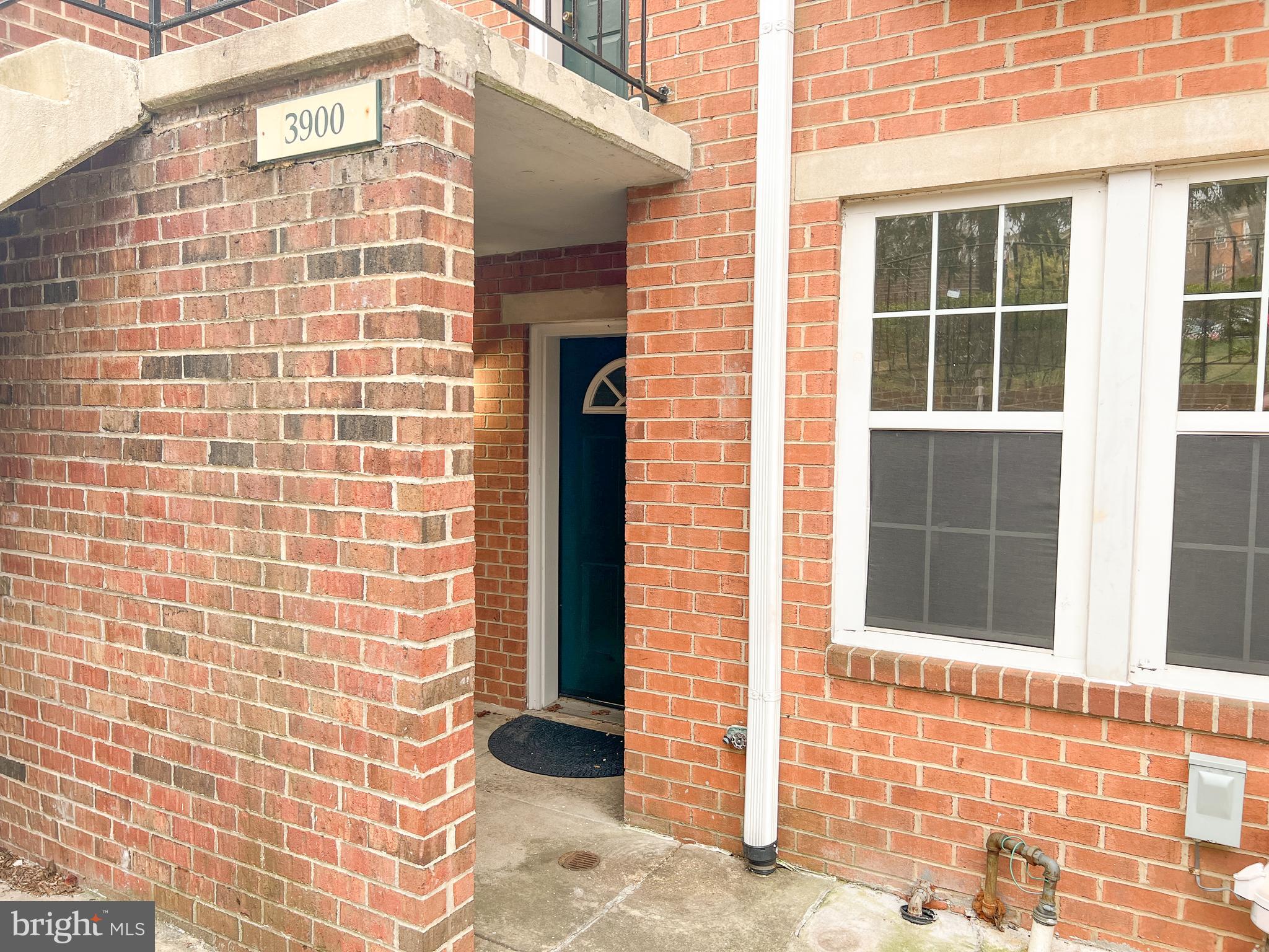 MONTGOMERY CHASE CODM - Residential Lease