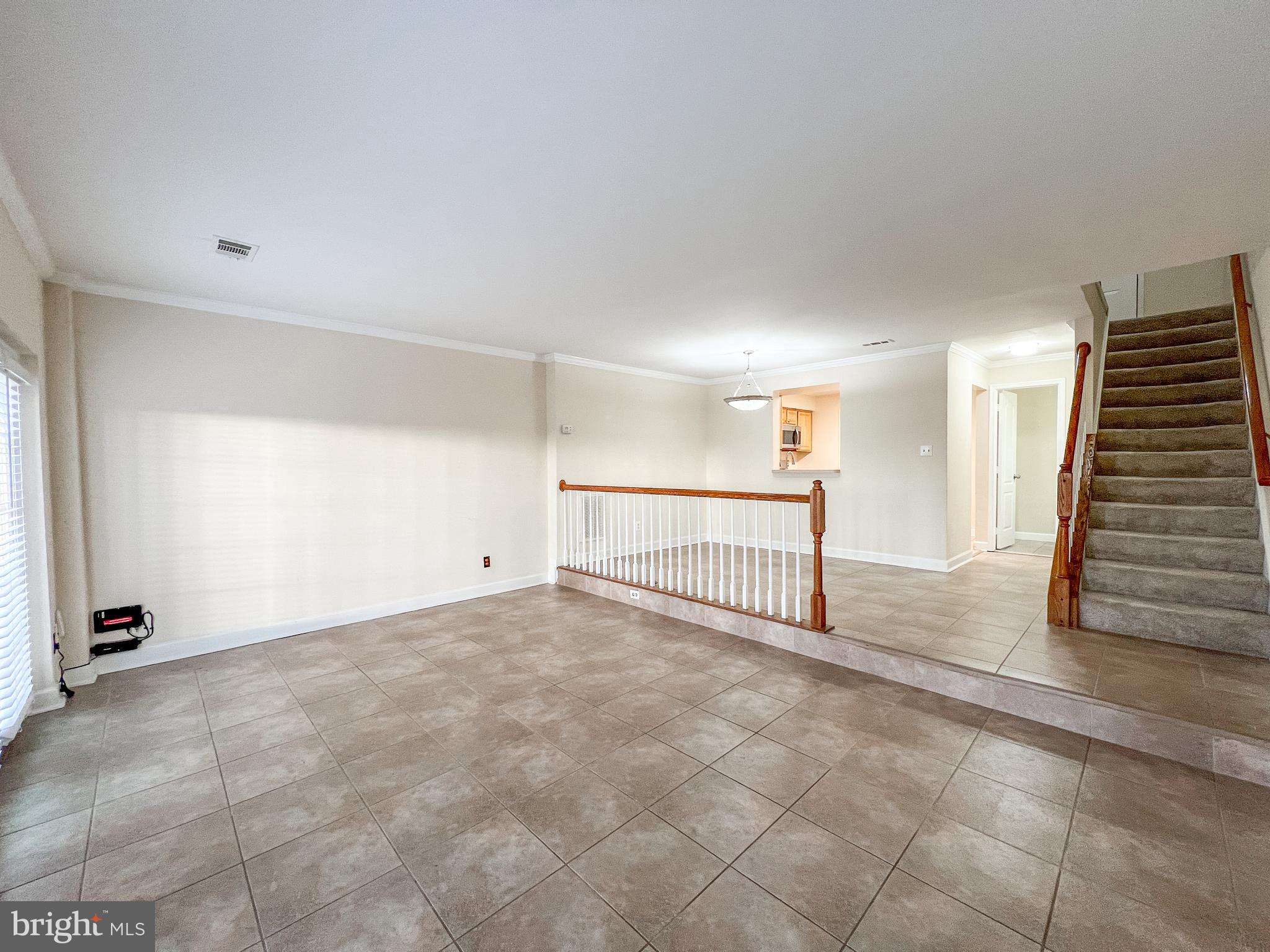 MONTGOMERY CHASE CODM - Residential Lease