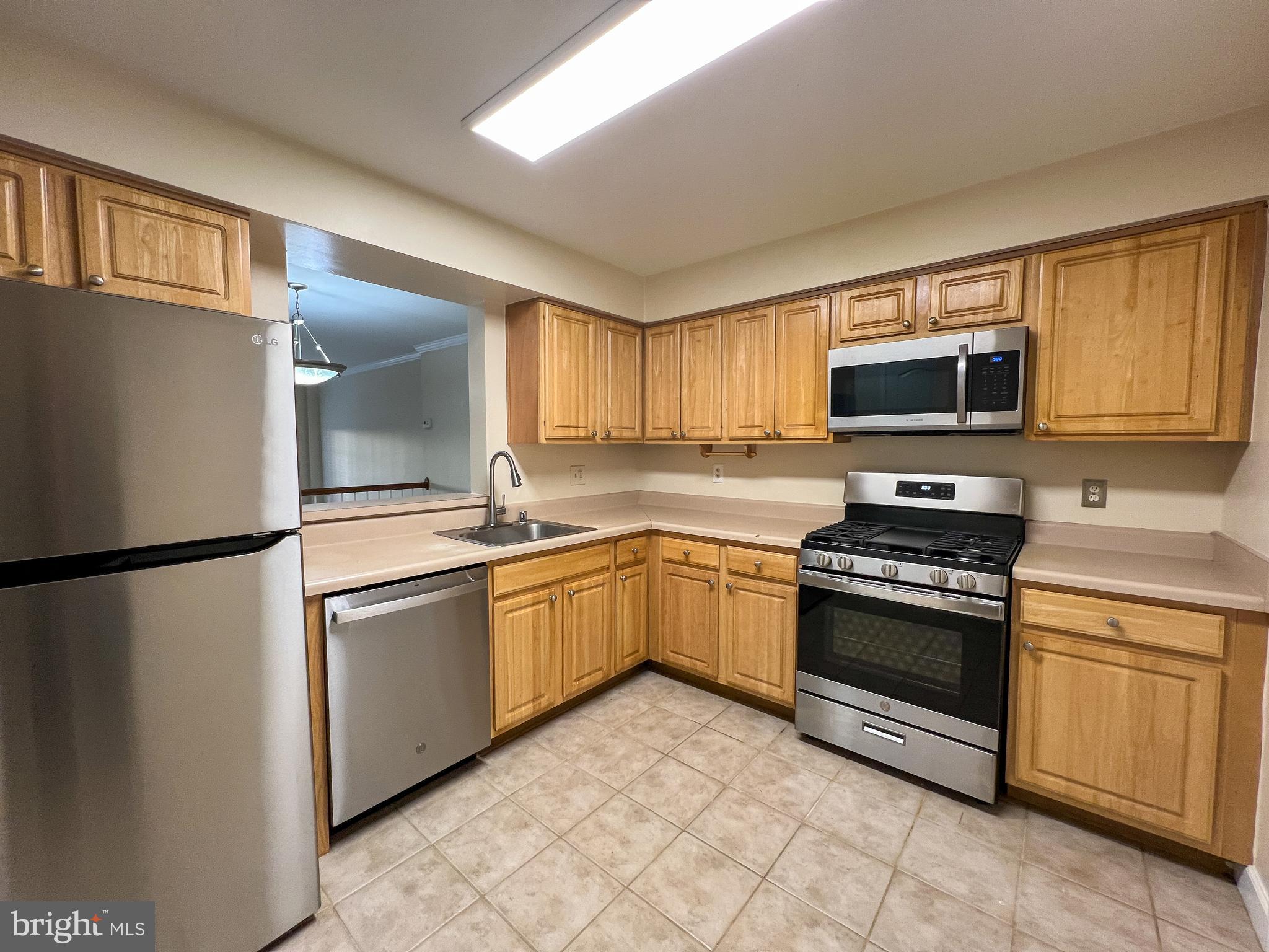 MONTGOMERY CHASE CODM - Residential Lease