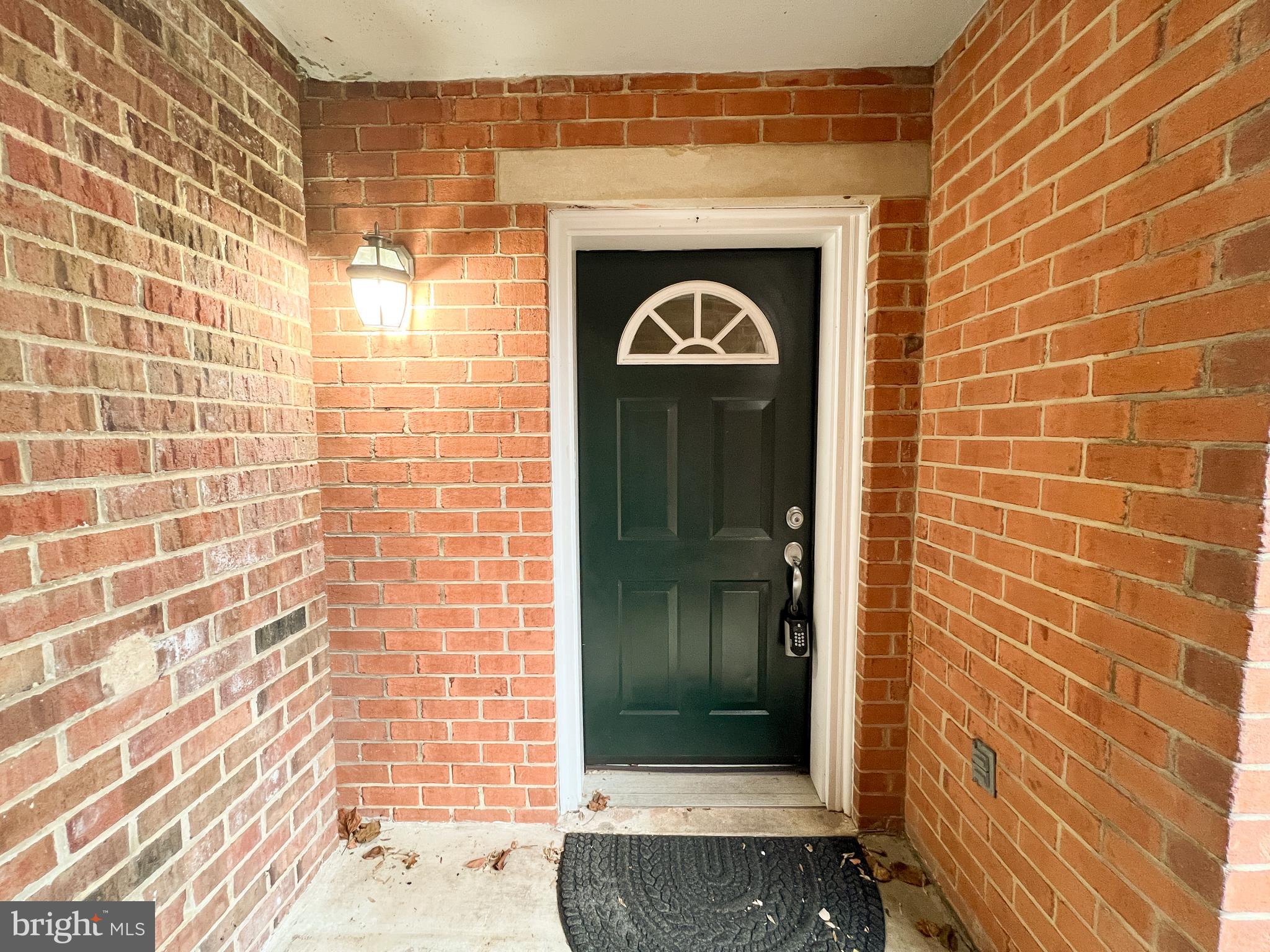 MONTGOMERY CHASE CODM - Residential Lease