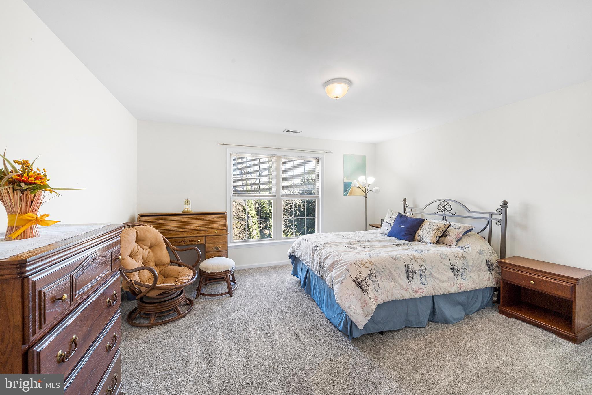 SPRING MILL ESTATE - Residential