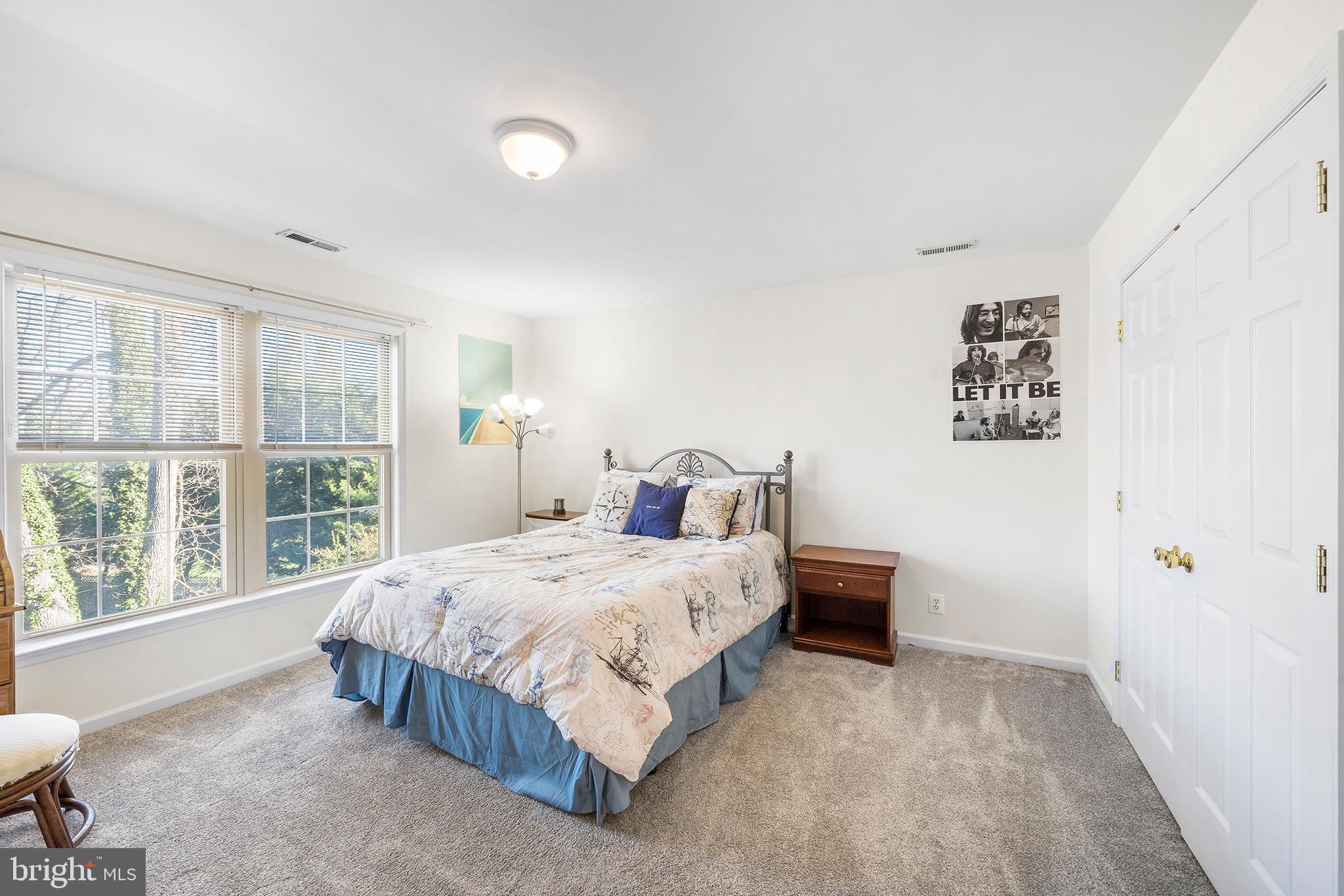 SPRING MILL ESTATE - Residential