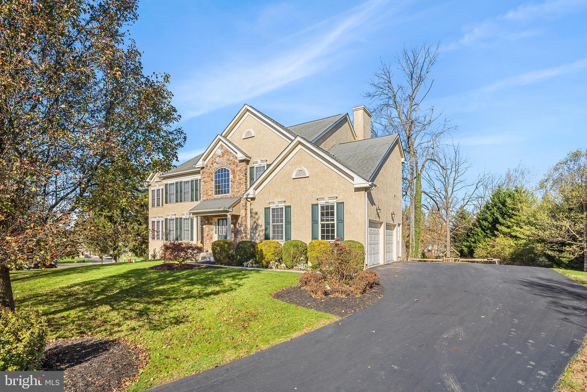 SPRING MILL ESTATE - Residential