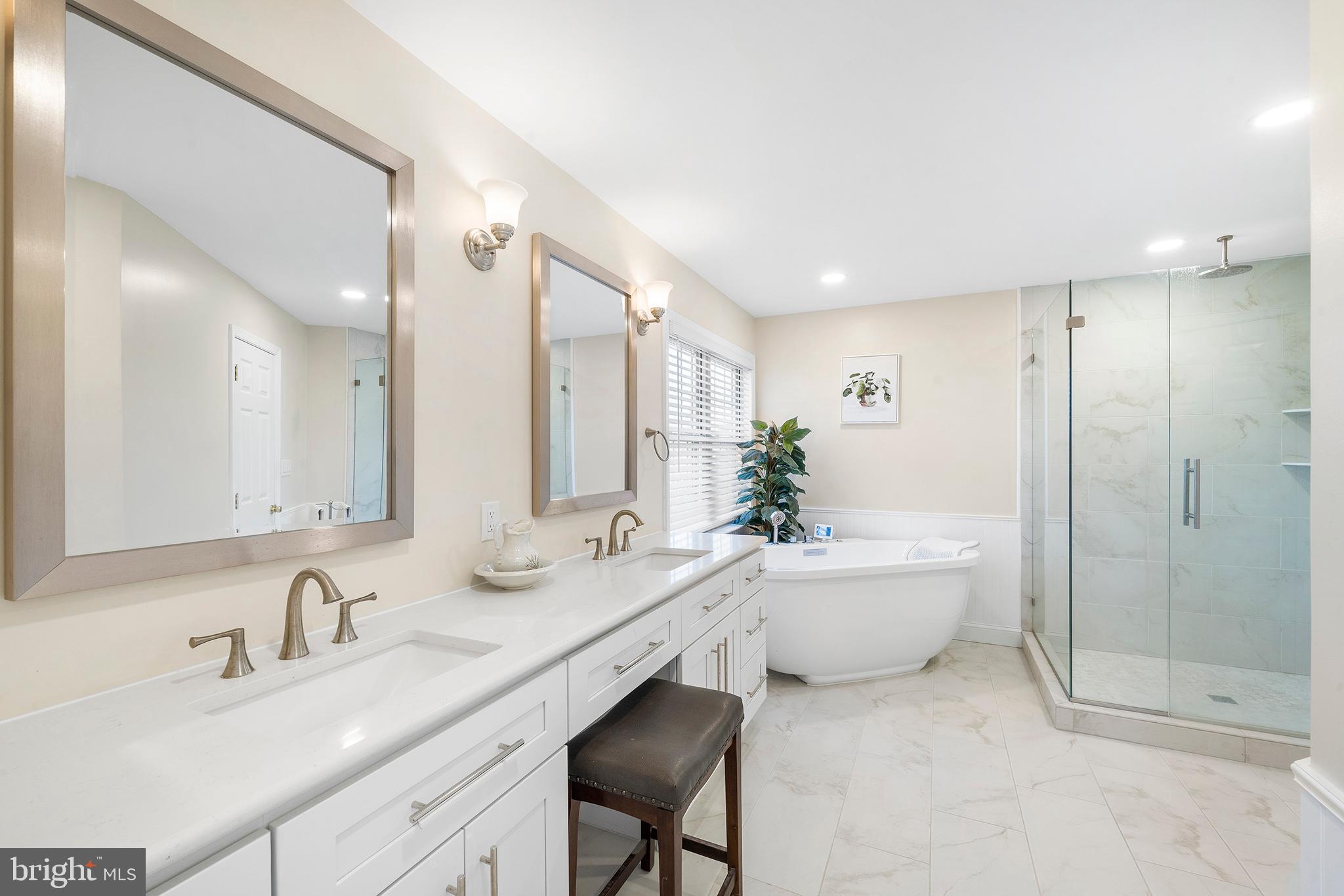 SPRING MILL ESTATE - Residential