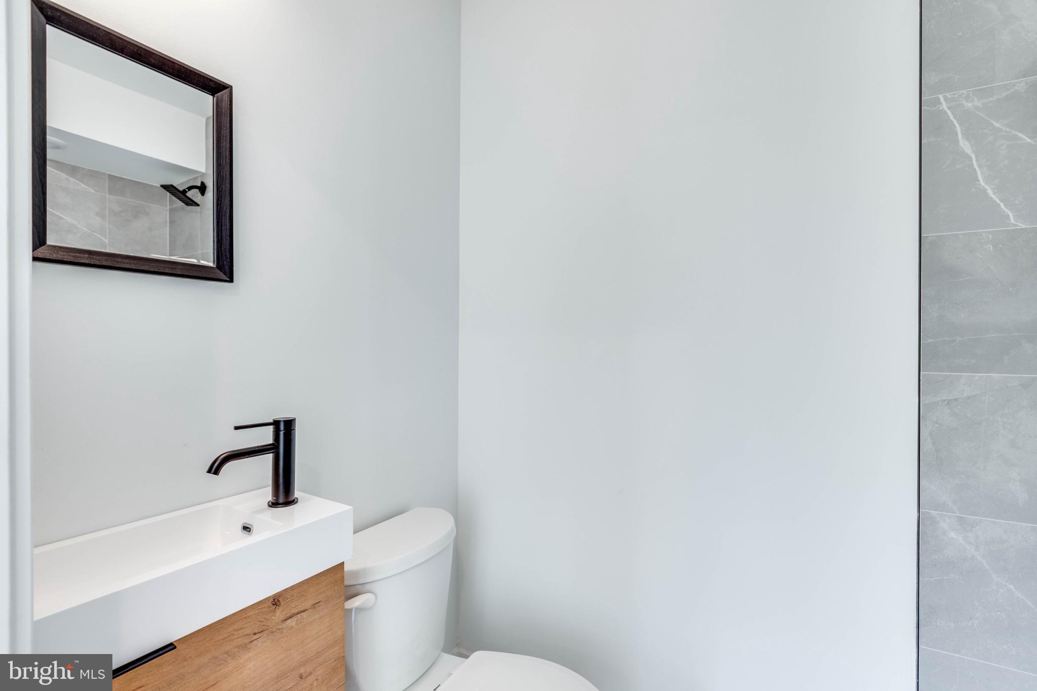 SPRUCE HILL - Residential Lease