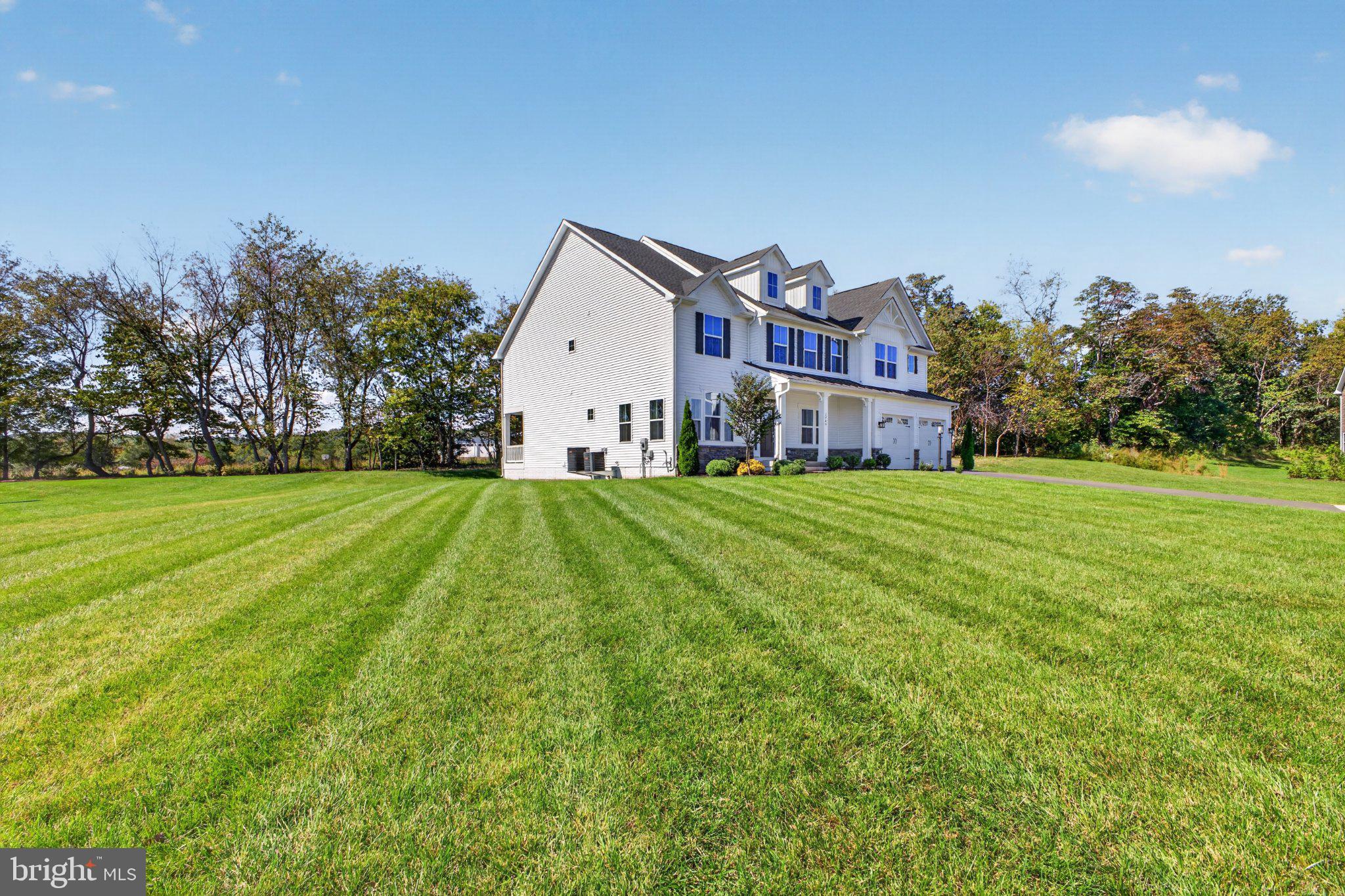 6748 HIGHLANDER COURT