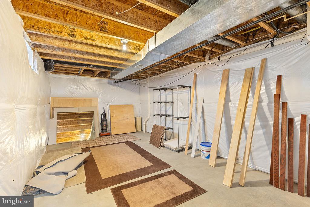 ARCHERS ROCK - Residential