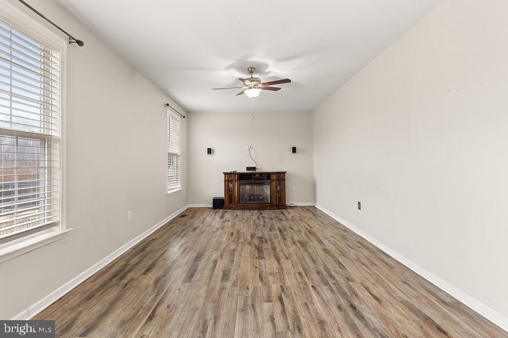 ARCHERS ROCK - Residential