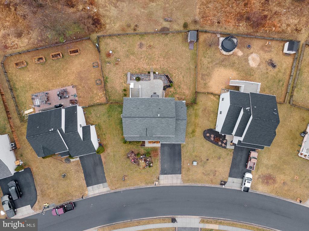 ARCHERS ROCK - Residential