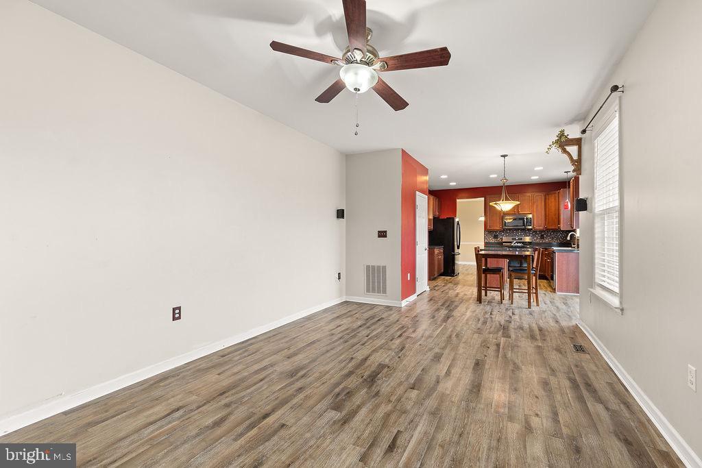 ARCHERS ROCK - Residential