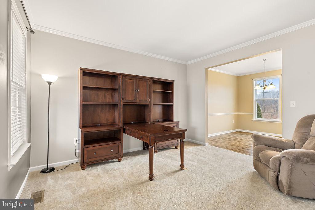 ARCHERS ROCK - Residential