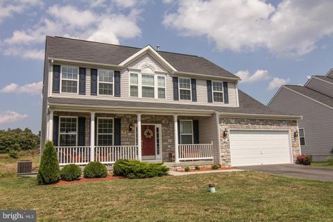 421 FLIGHT O ARROWS WAY MARTINSBURG WV 25403