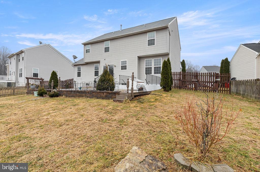 ARCHERS ROCK - Residential