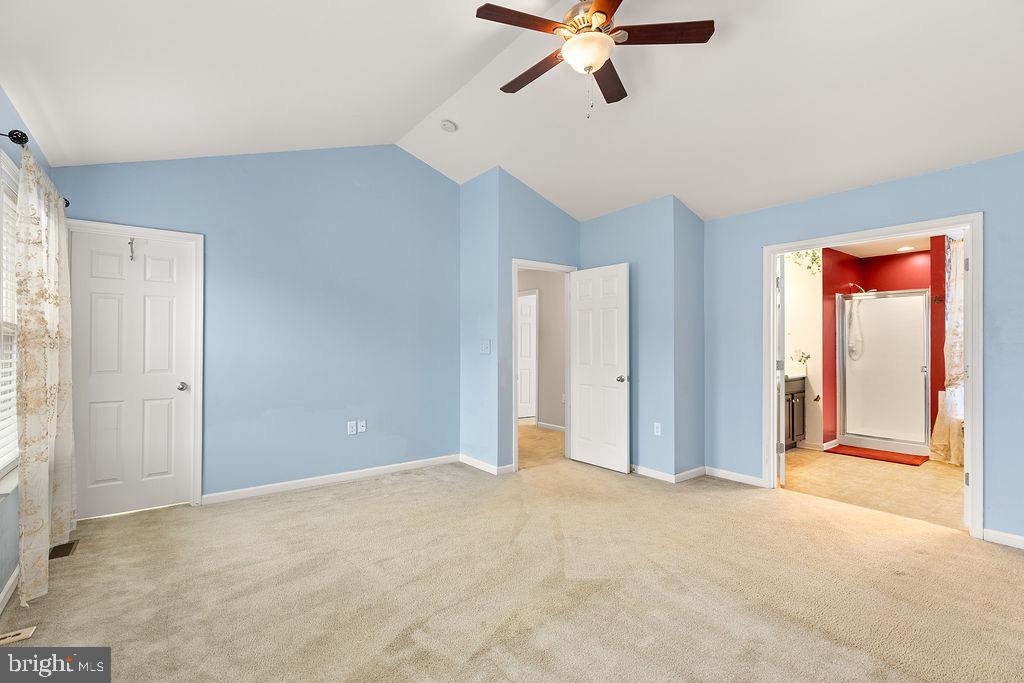 ARCHERS ROCK - Residential