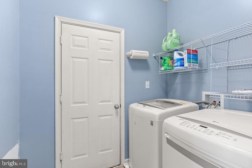 ARCHERS ROCK - Residential