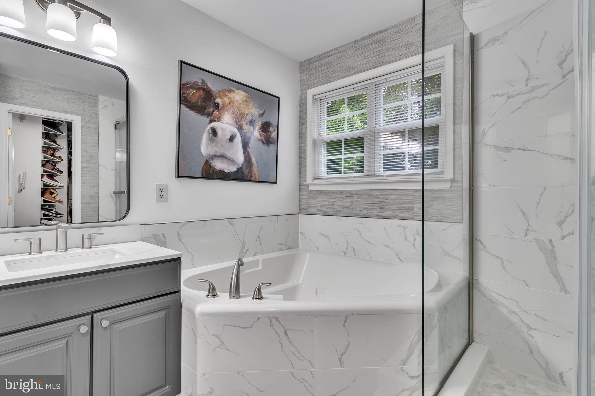 CONSTITUTION HILLS - Residential