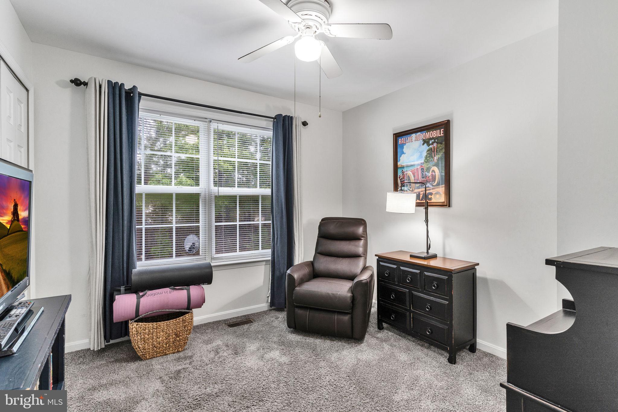 CONSTITUTION HILLS - Residential