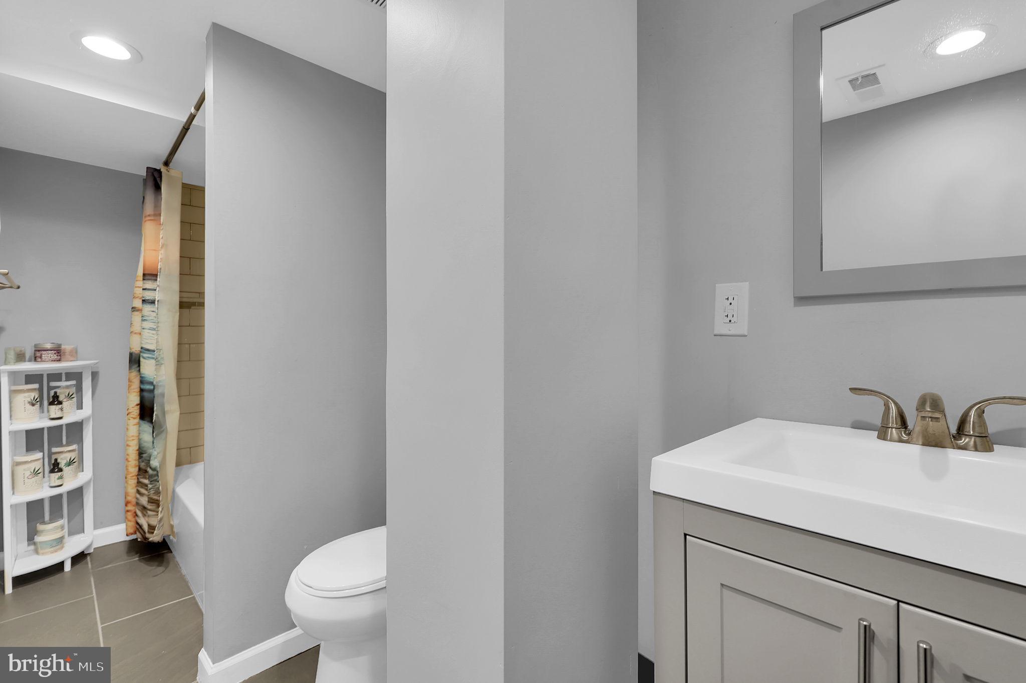 TWINBROOK FOREST - Residential