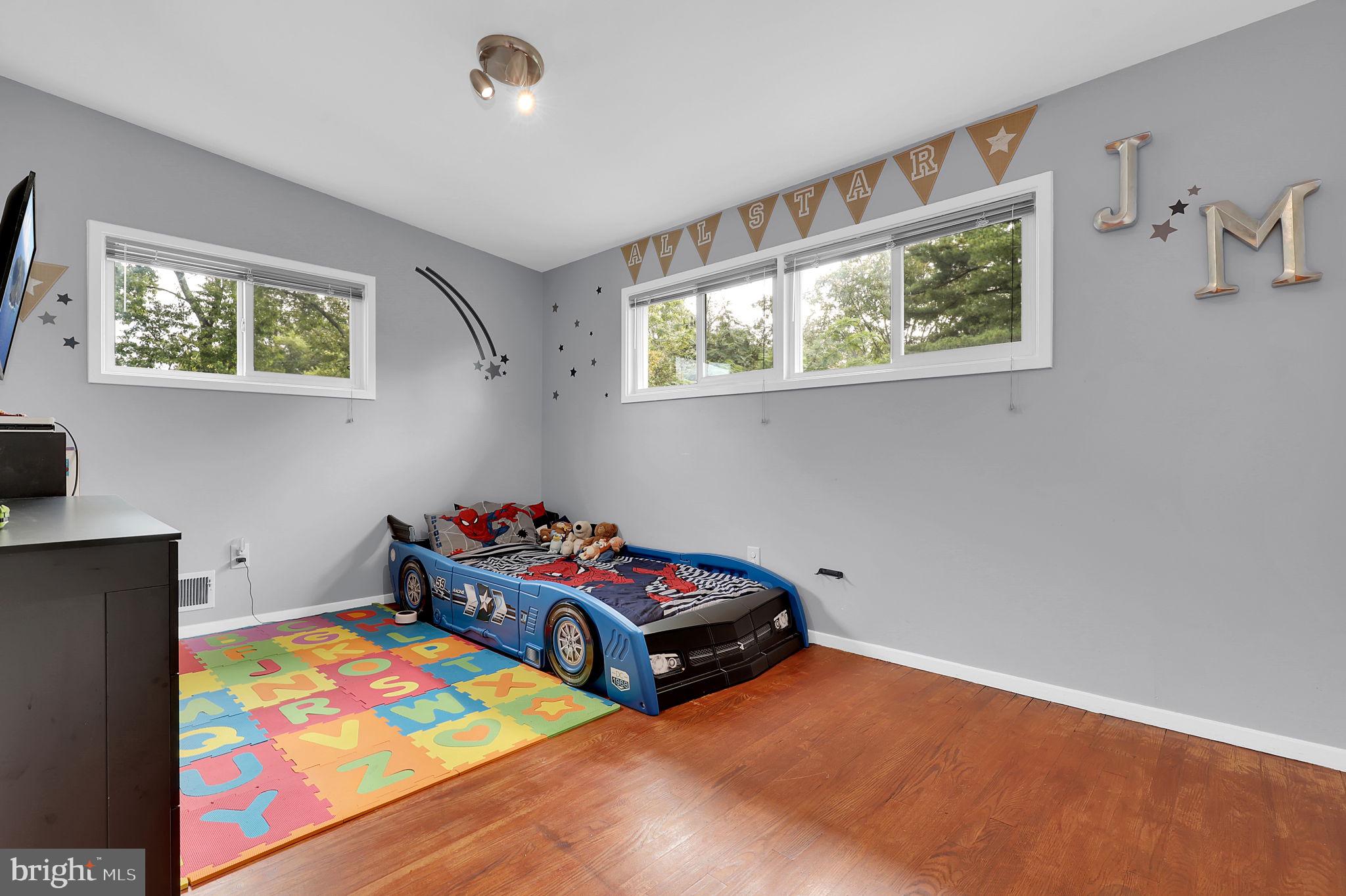 TWINBROOK FOREST - Residential