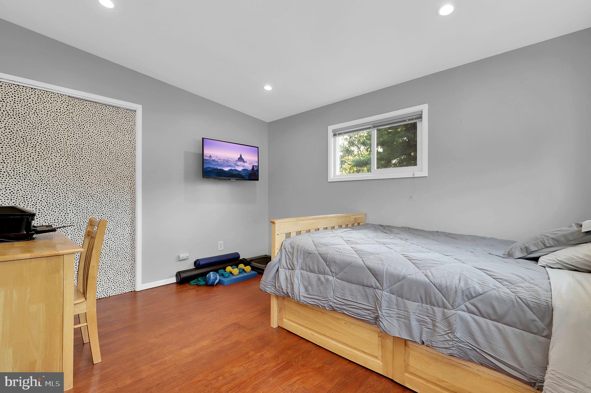 TWINBROOK FOREST - Residential