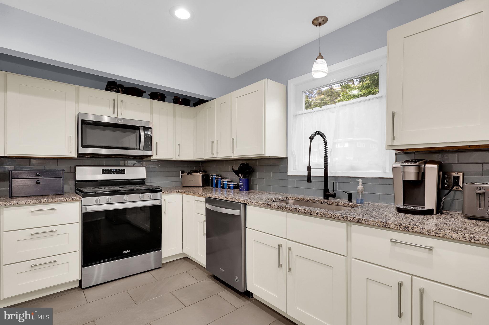 TWINBROOK FOREST - Residential