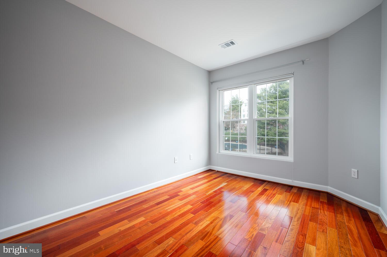 275 S PICKETT STREET 201