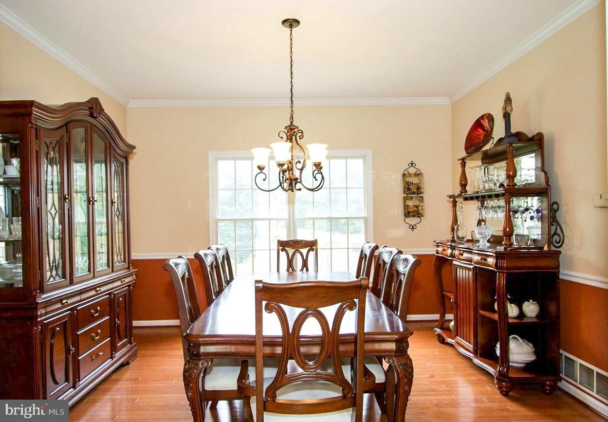 NORTH FOREST - Residential