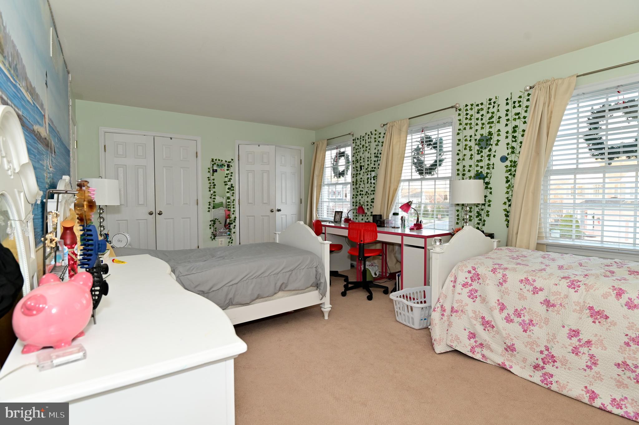 NORTH FOREST - Residential