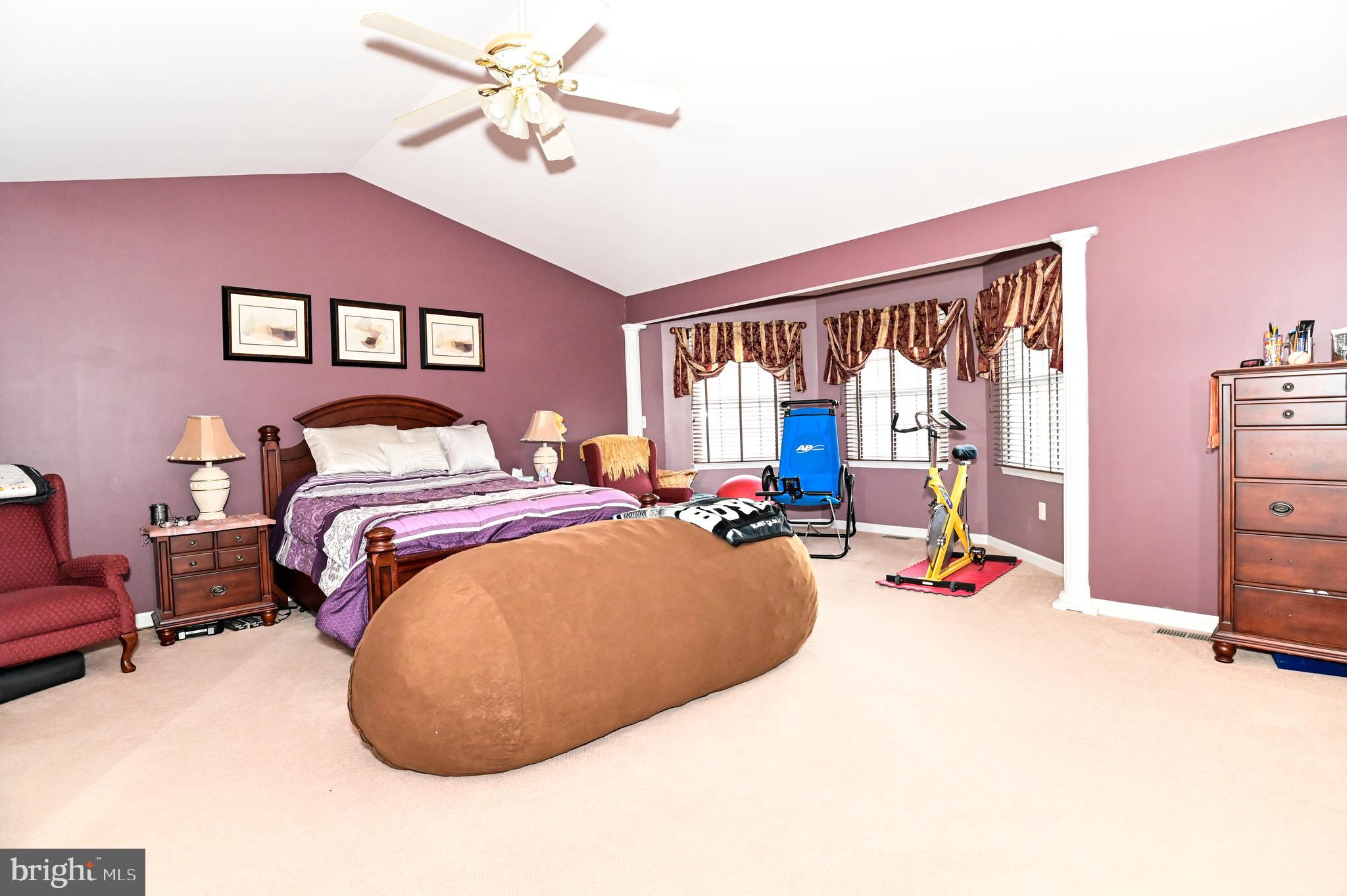 NORTH FOREST - Residential