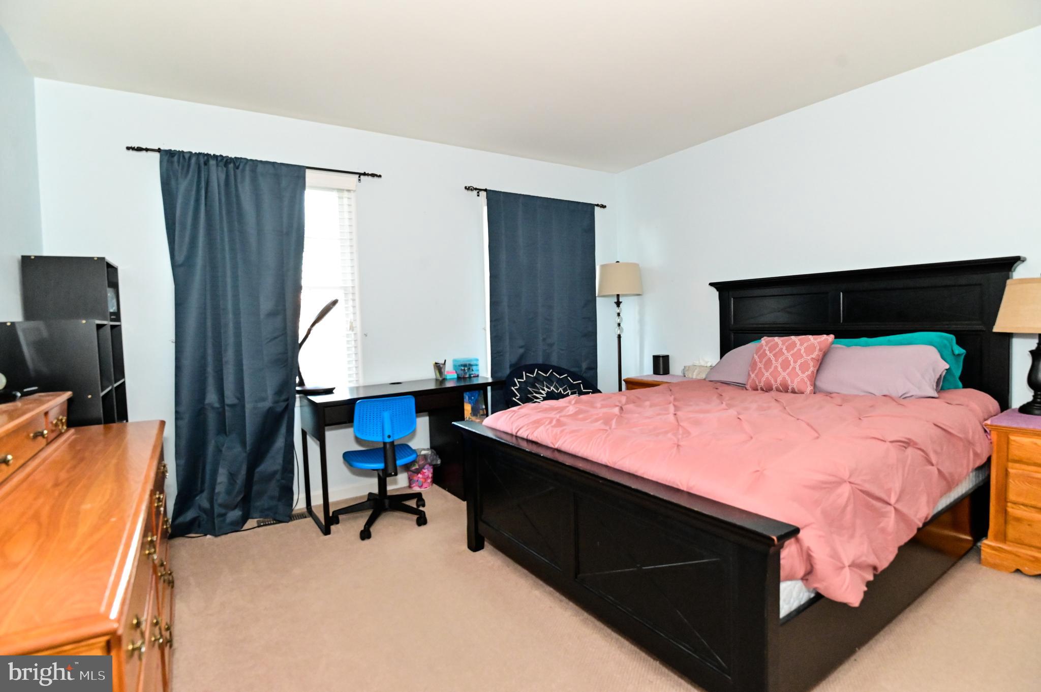 NORTH FOREST - Residential